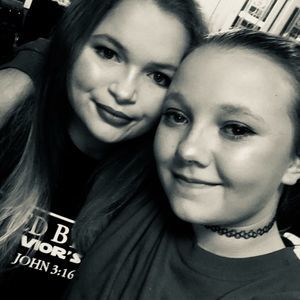 Meet your Posher, Hailey